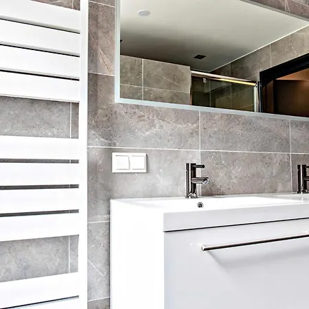 Villa Aan 't Wiel Op Recreatiepark De Wielen Sint Maarten