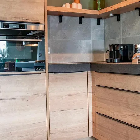 Aan 't Wiel Op Recreatiepark De Wielen * Sint Maarten