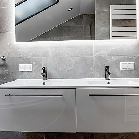 Aan 't Wiel Op Recreatiepark De Wielen Sint Maarten