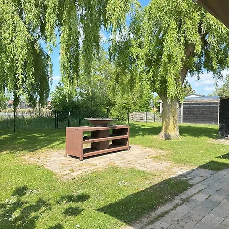 Aan 't Wiel Op Recreatiepark De Wielen