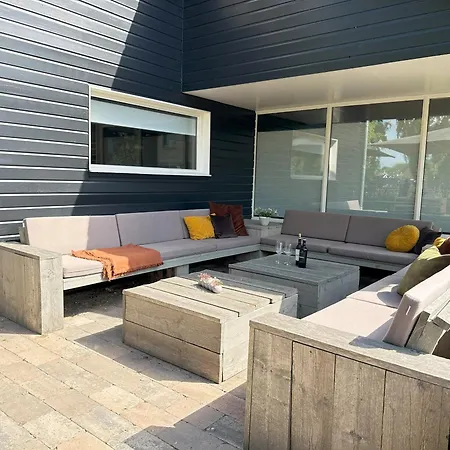 Aan 't Wiel Op Recreatiepark De Wielen *