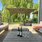 Aan 't Wiel Op Recreatiepark De Wielen Villa